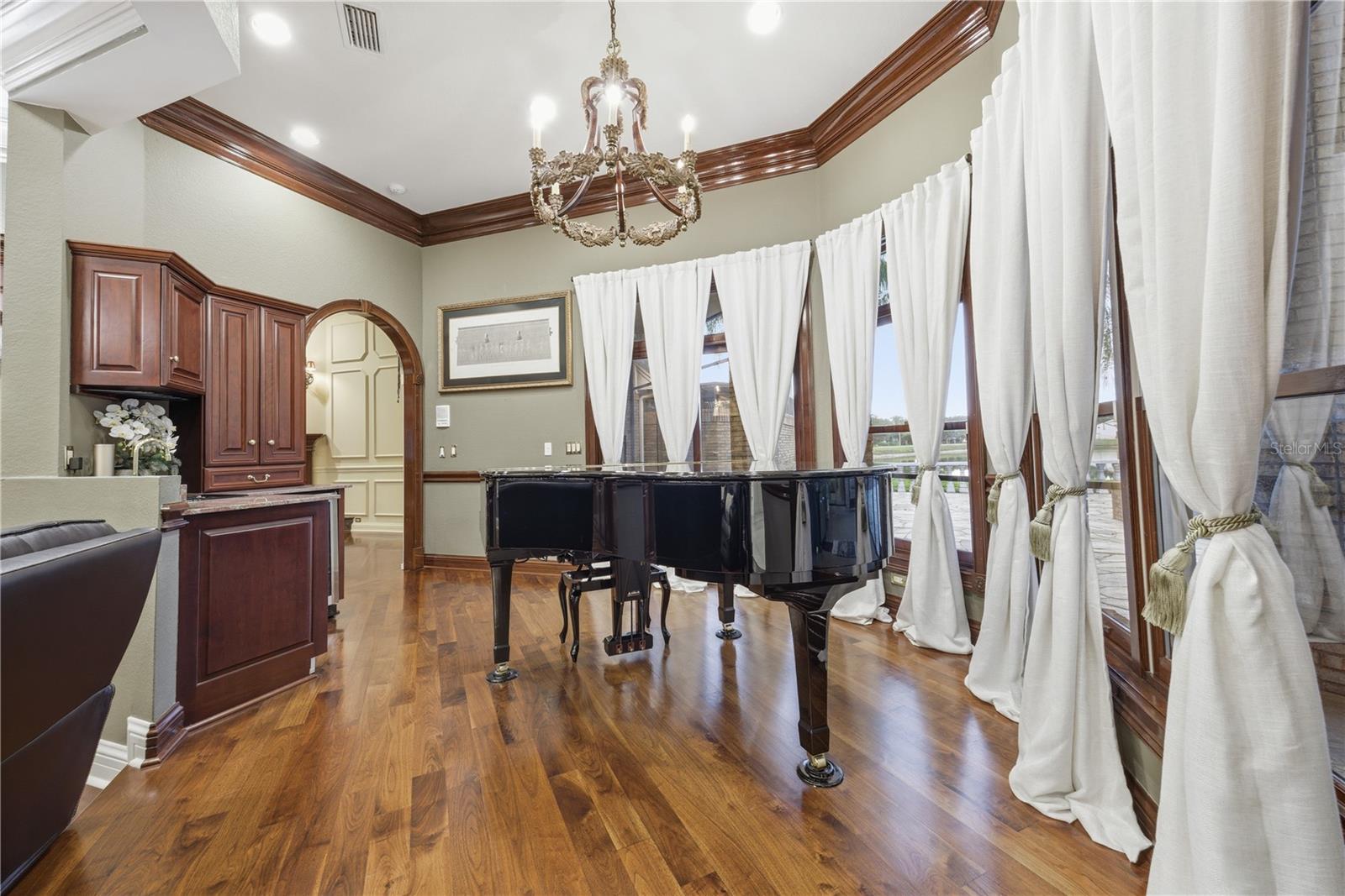 4123 HIGHLAND PARK CIR — photo 26