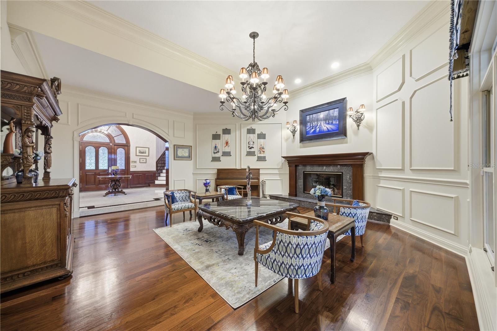 4123 HIGHLAND PARK CIR — photo 9