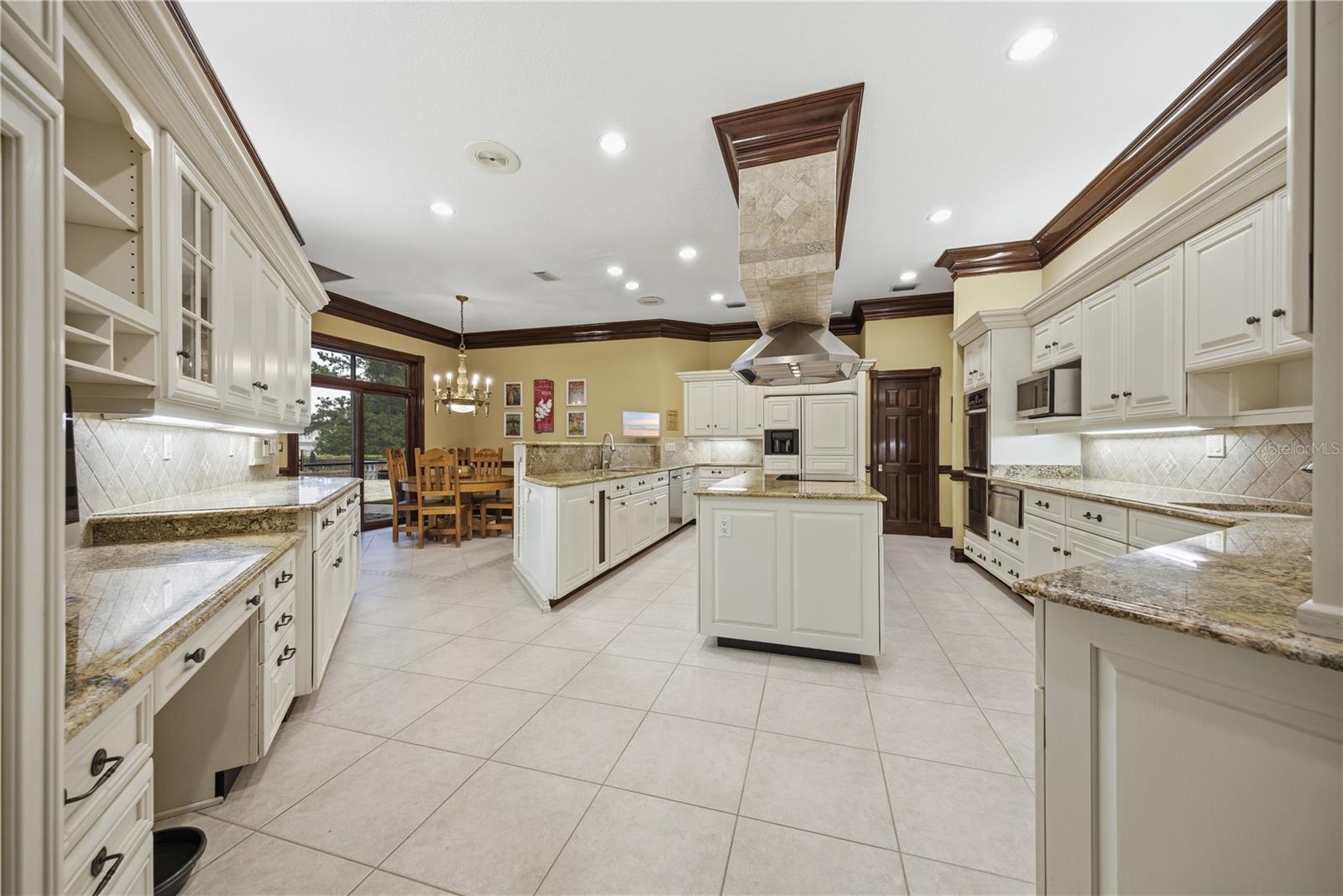 4123 HIGHLAND PARK CIR — photo 20