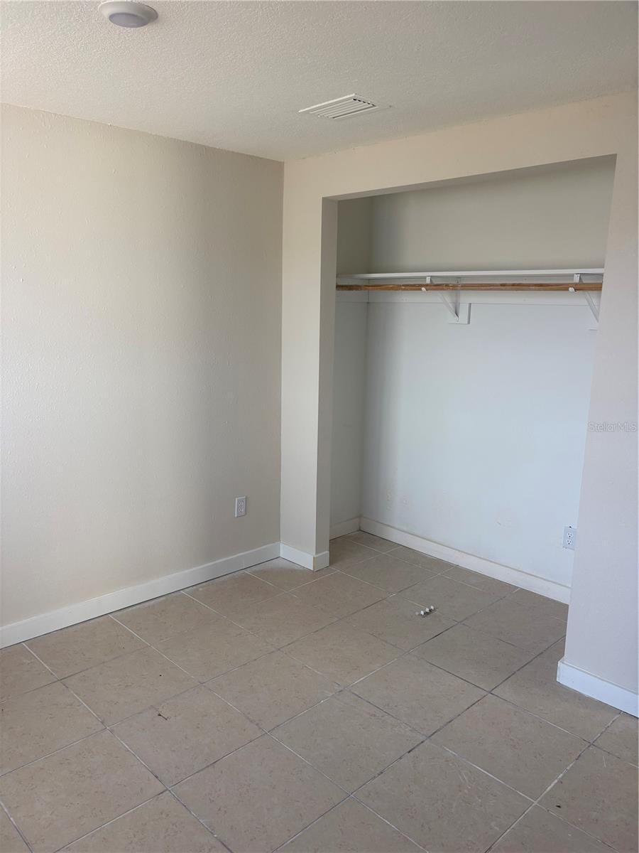6301 SEABREEZE DR — photo 26