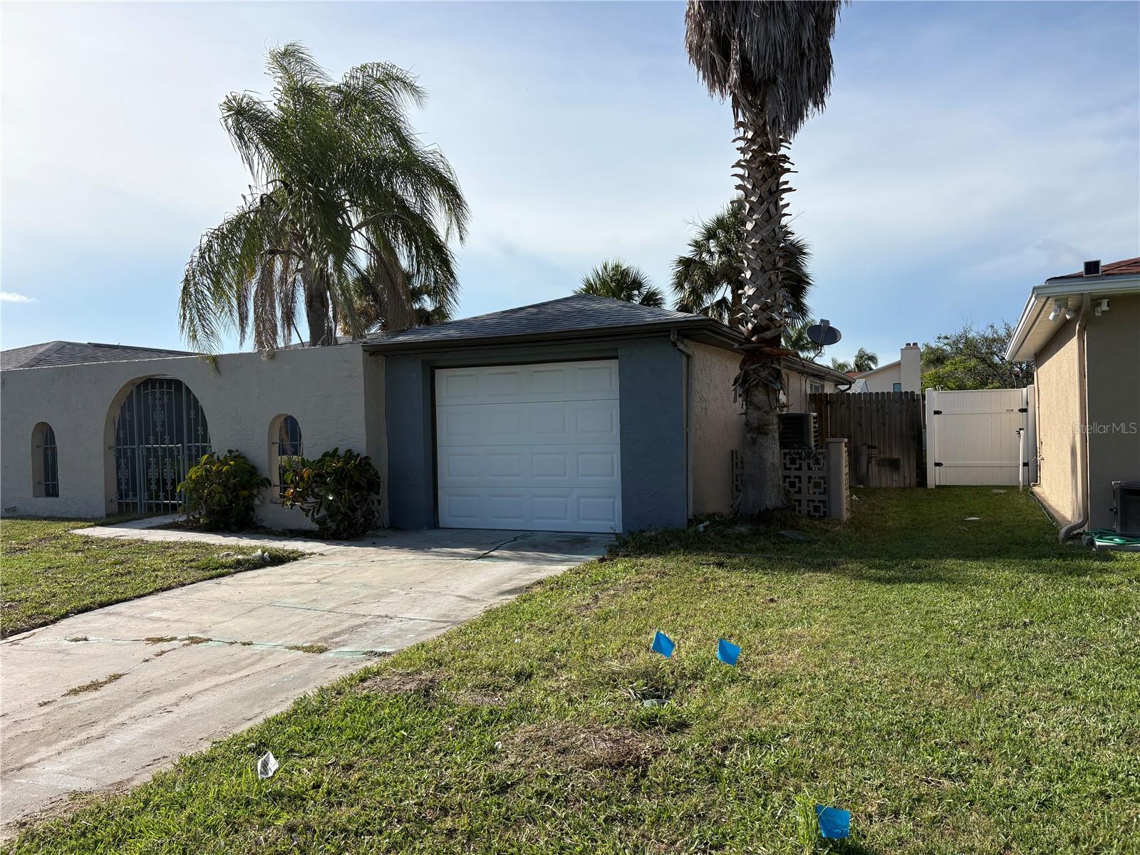 6301 SEABREEZE DR — photo 3