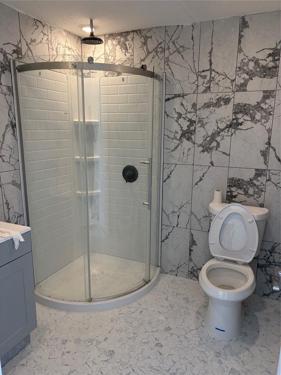 6301 SEABREEZE DR — photo 20