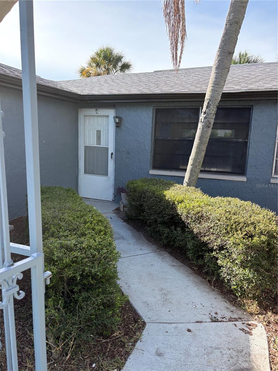 6301 SEABREEZE DR — photo 6