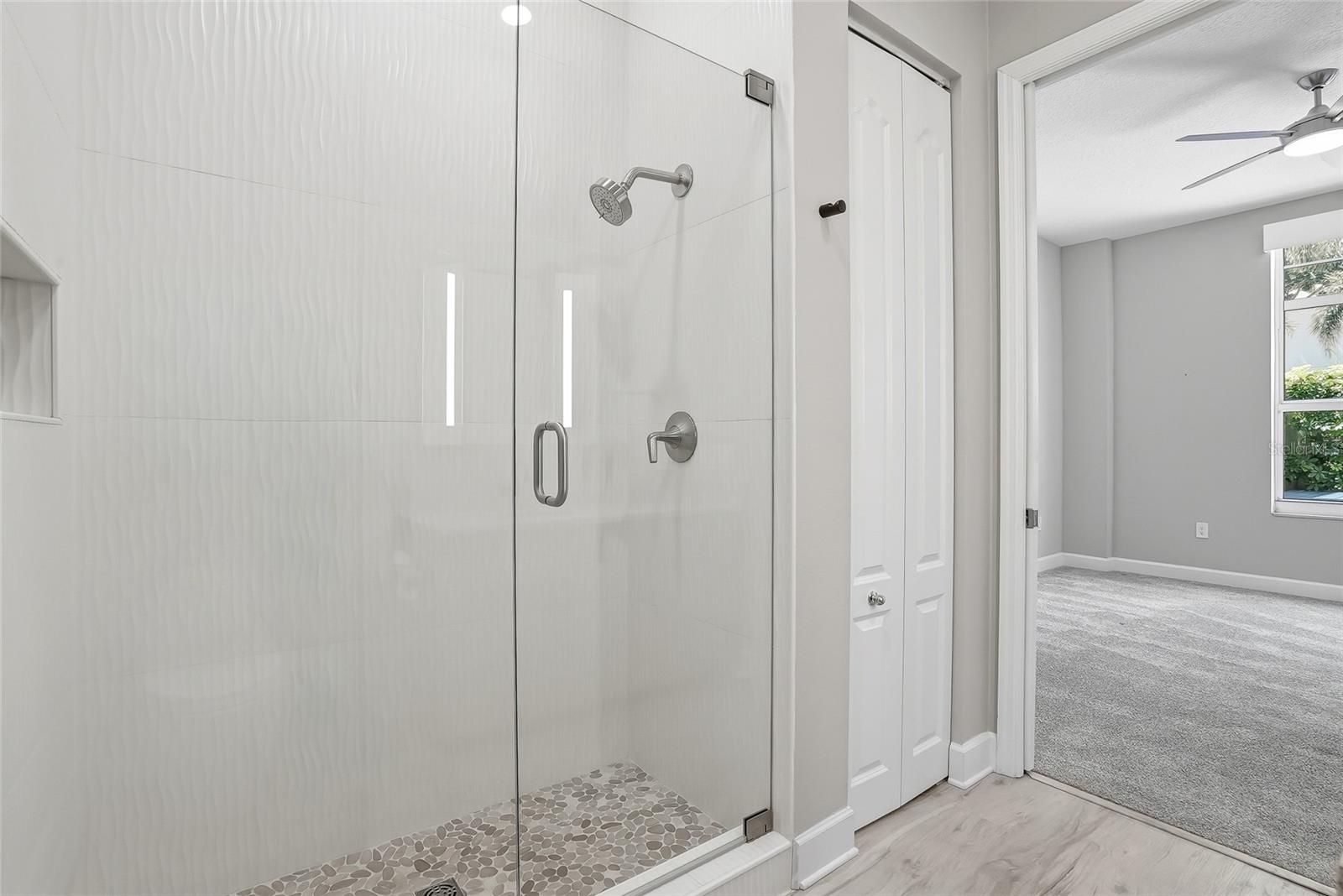 100 BEACH DR NE #301 — photo 37