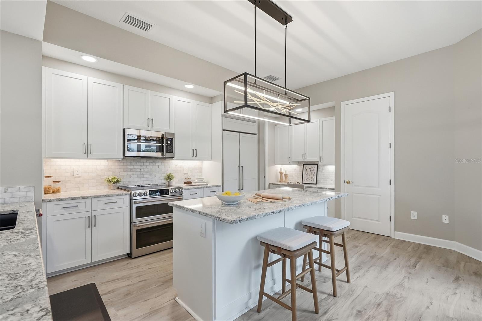 100 BEACH DR NE #301 — photo 24