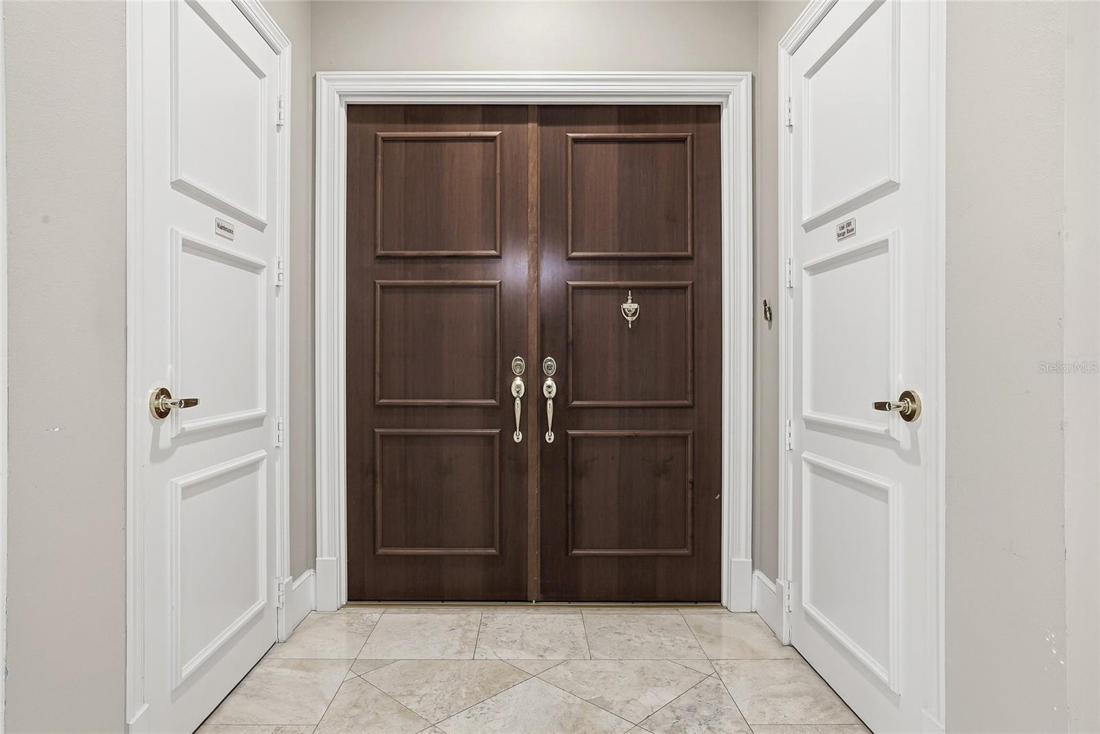 100 BEACH DR NE #301 — photo 10