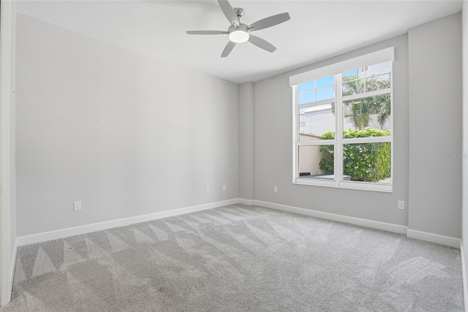 100 BEACH DR NE #301 — photo 35