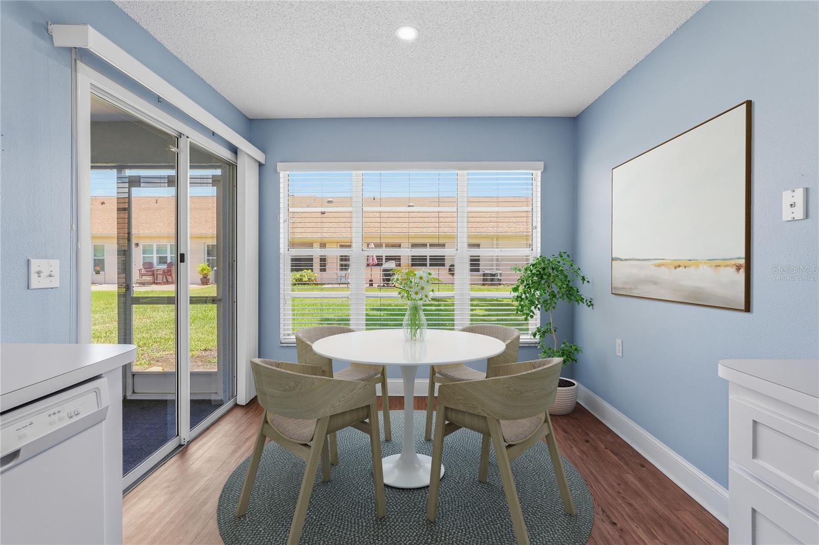 9031 WARWICK LN #9031 — photo 18