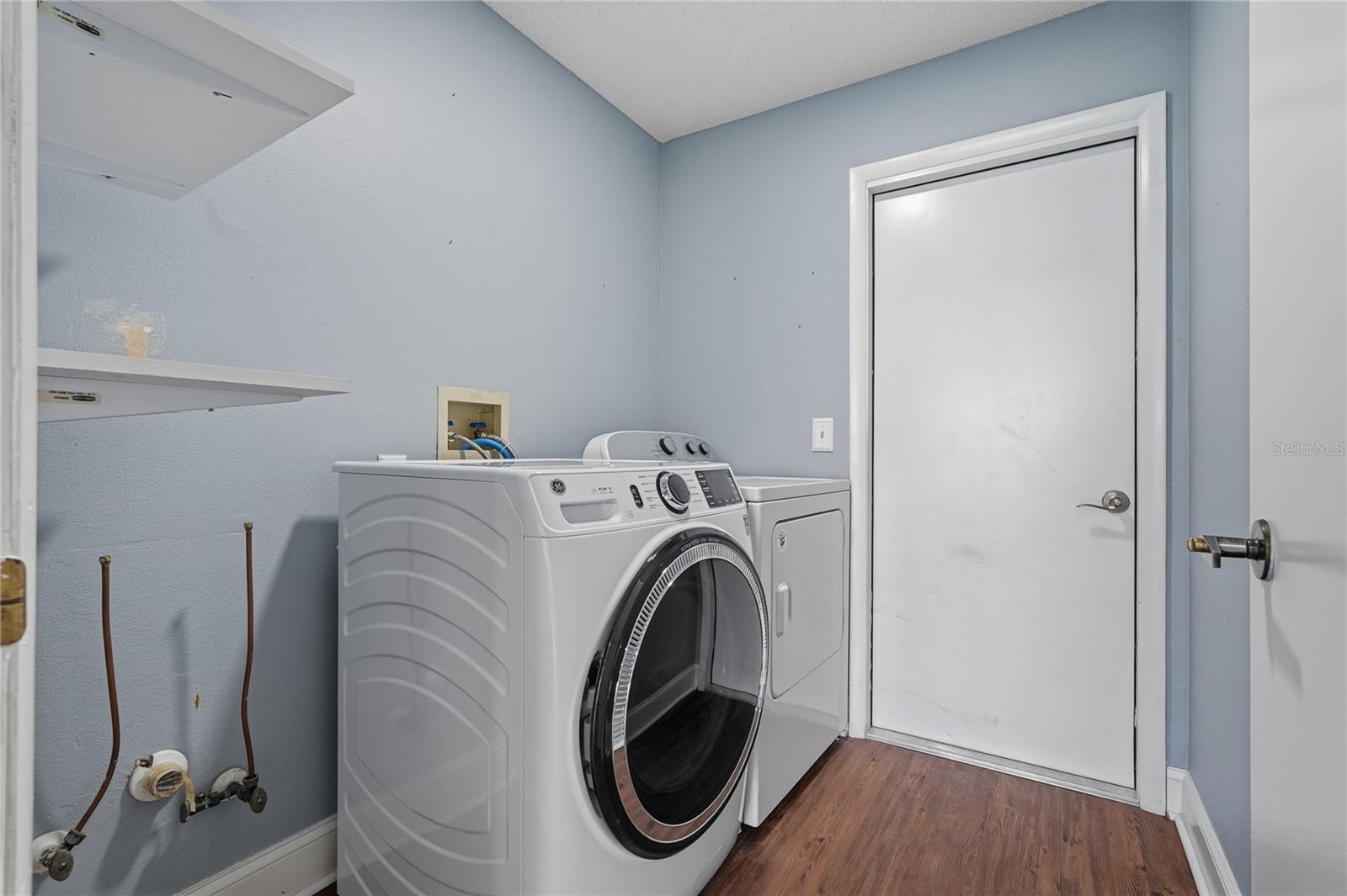 9031 WARWICK LN #9031 — photo 28