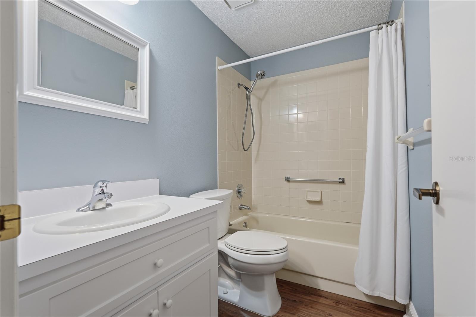 9031 WARWICK LN #9031 — photo 27