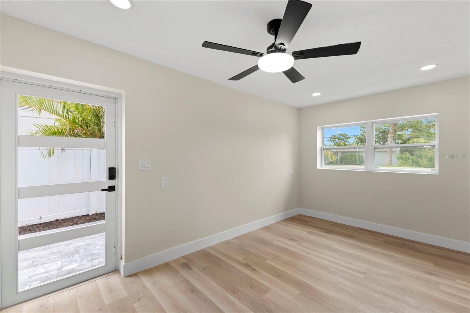 4430 CARSON ST NE — photo 17