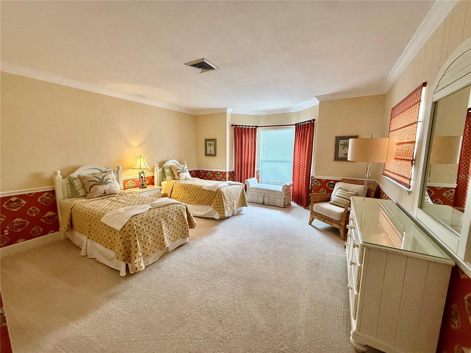 376 W ROYAL FLAMINGO DR — photo 25