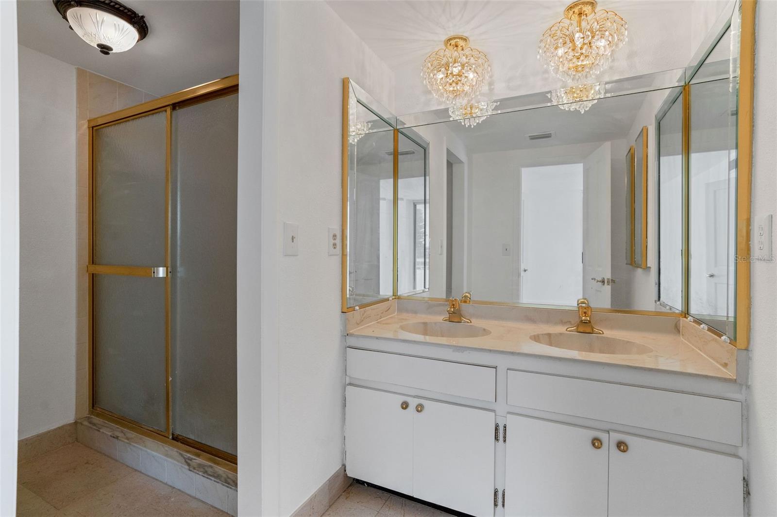 100 PIERCE ST #307 — photo 10