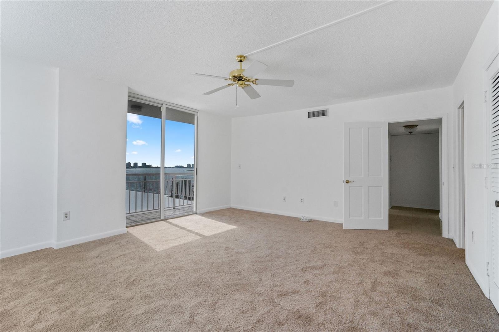 100 PIERCE ST #307 — photo 17
