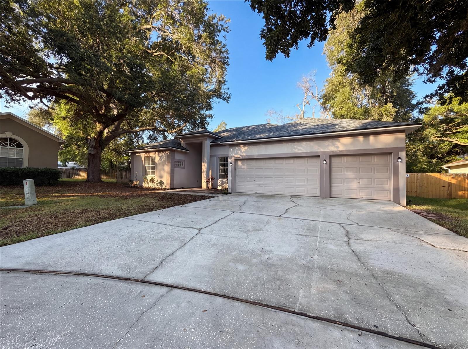 203 TAYLOR BAY LN — photo 20