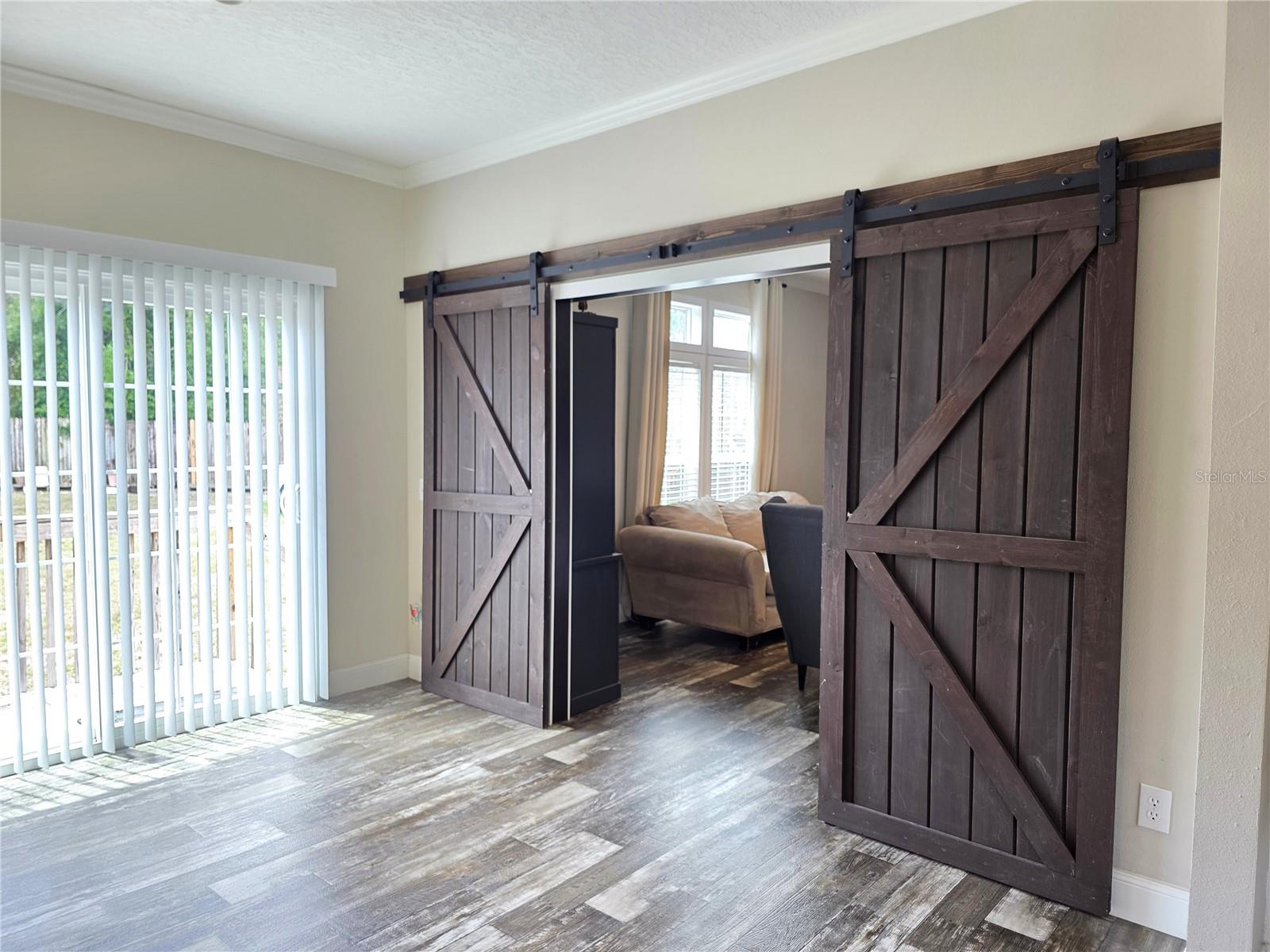 10617 SKEWLEE GARDENS DR — photo 7