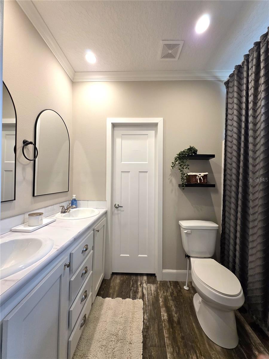 10617 SKEWLEE GARDENS DR — photo 11