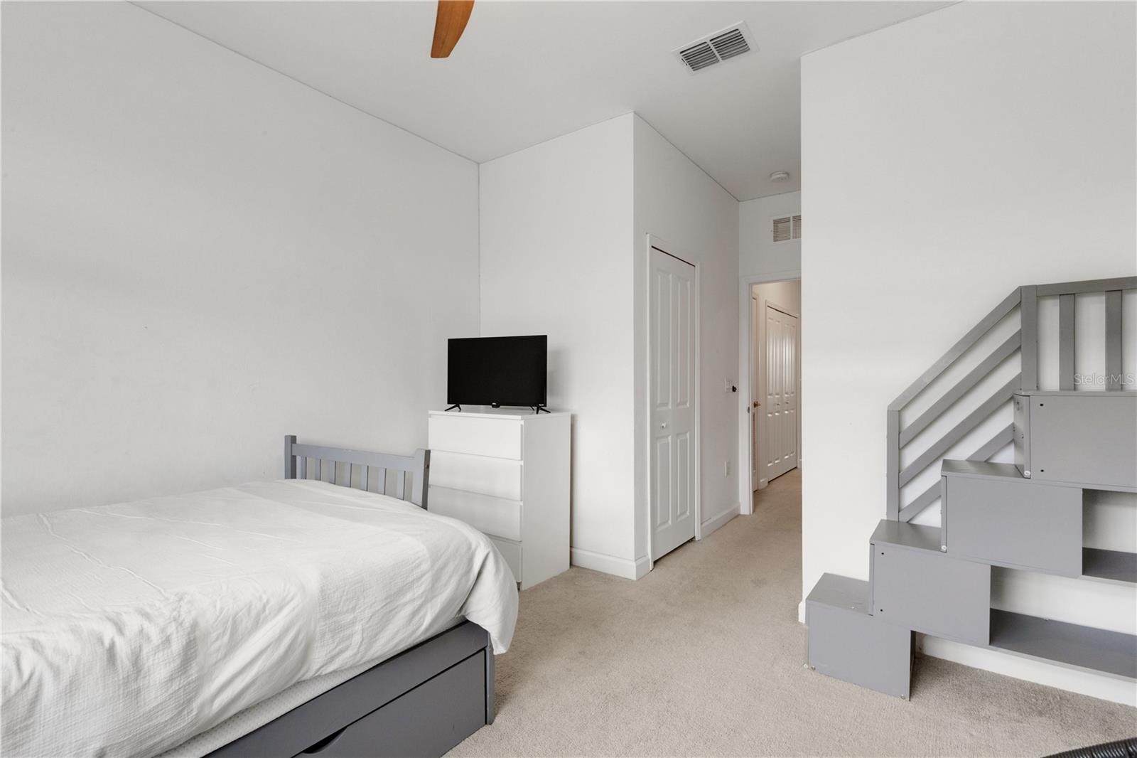 15227 SUNNY DAY DR — photo 36