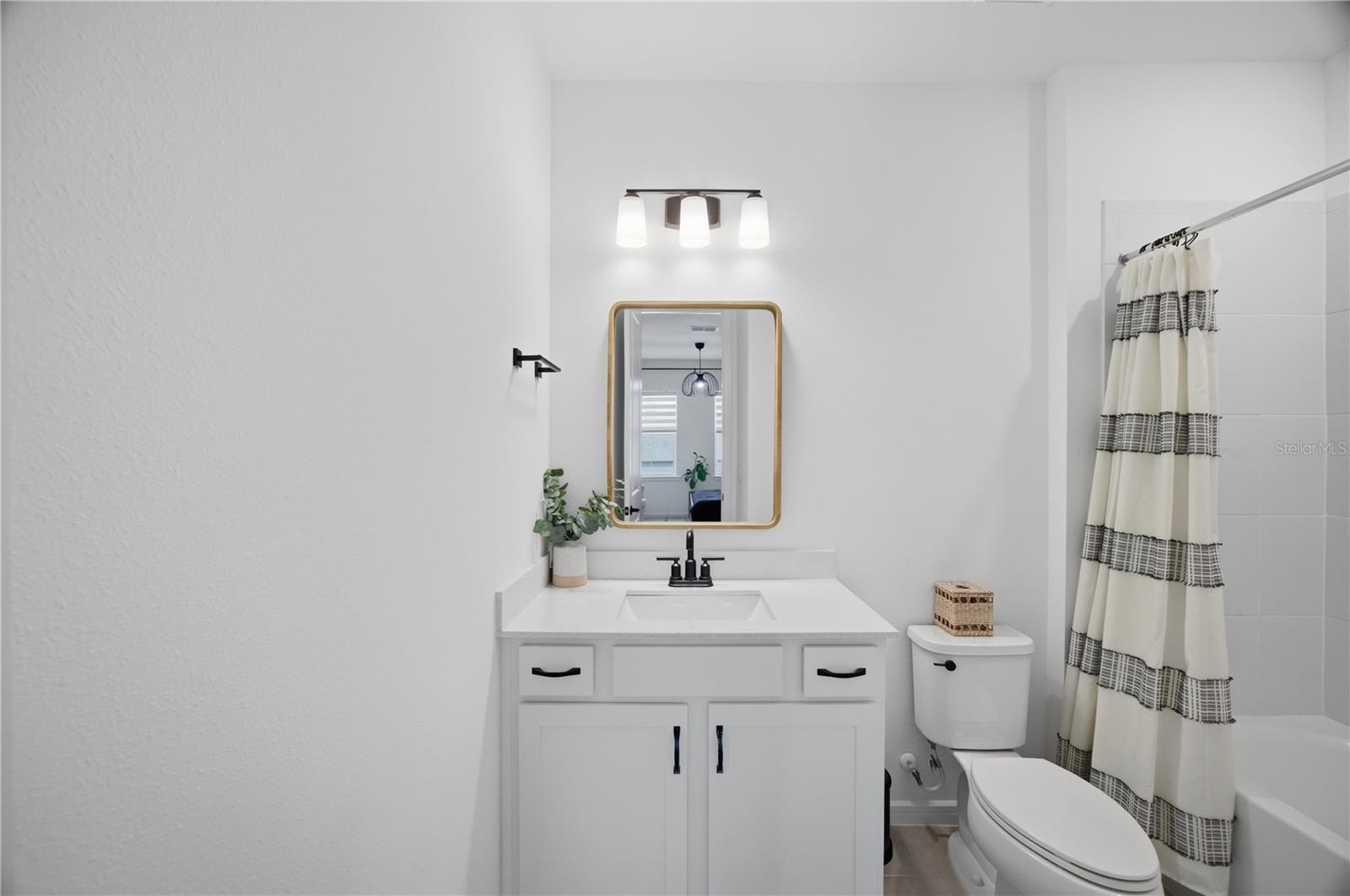 13816 SHARP HAWK DR — photo 46