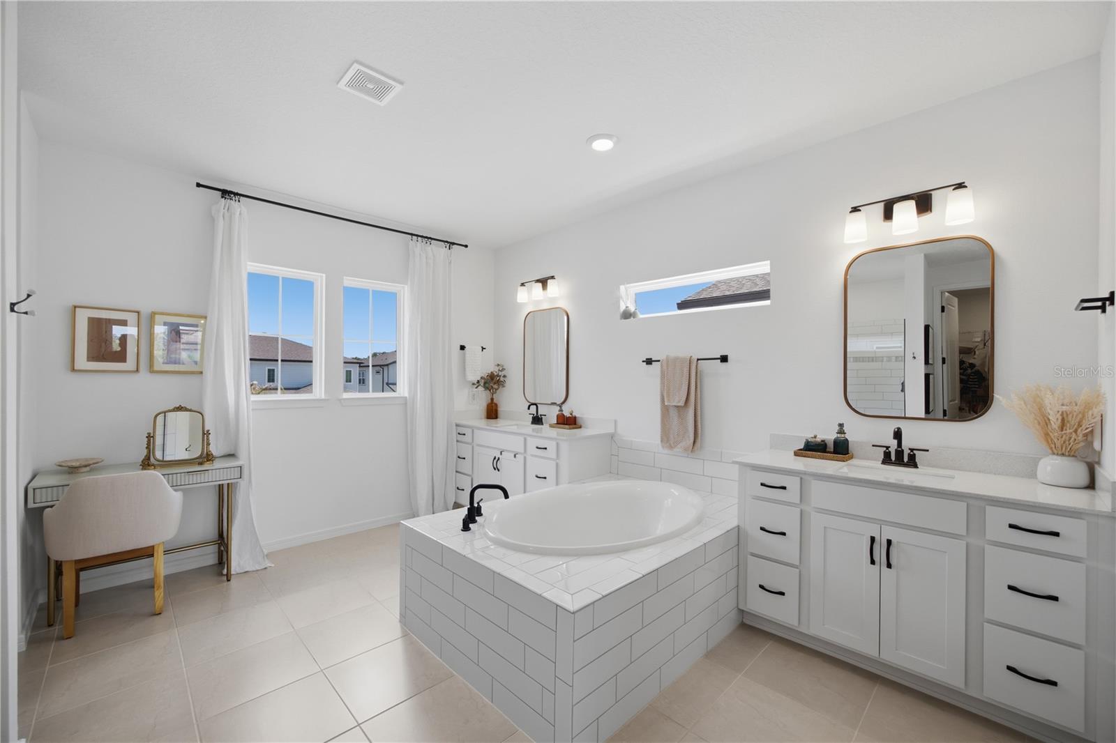 13816 SHARP HAWK DR — photo 38