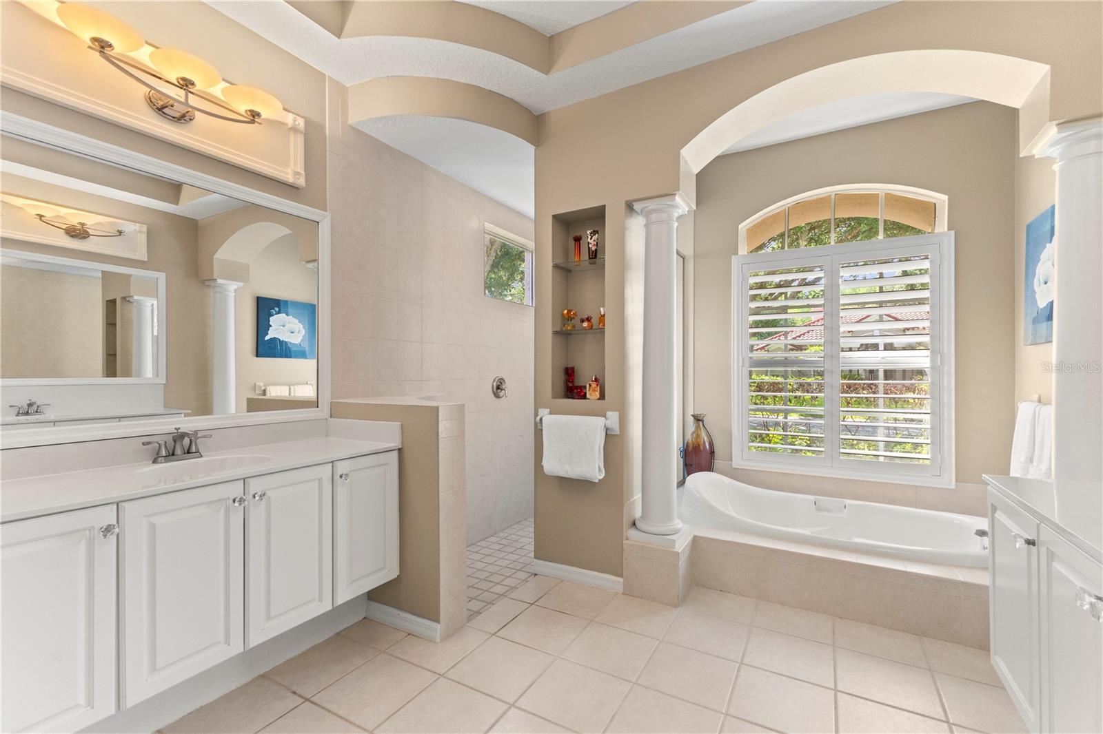 17861 ARBOR GREENE DR — photo 33