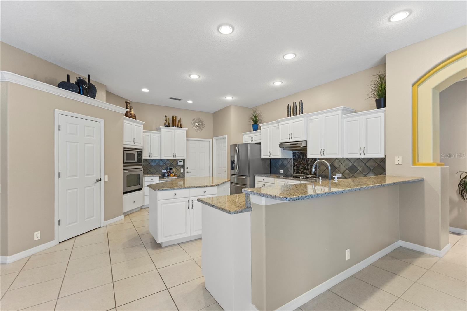 17861 ARBOR GREENE DR — photo 35