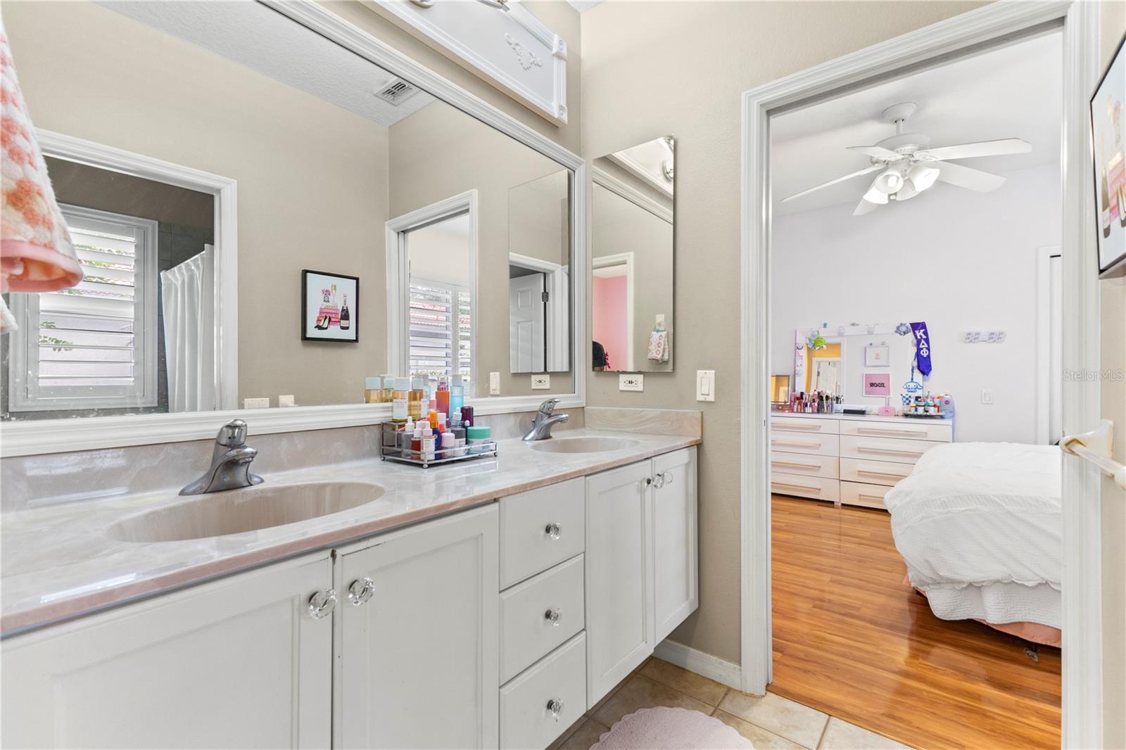 17861 ARBOR GREENE DR — photo 41