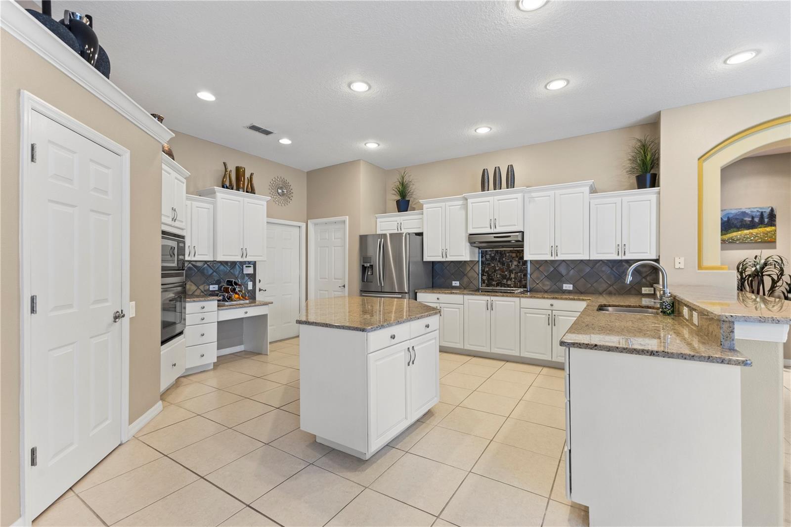 17861 ARBOR GREENE DR — photo 15