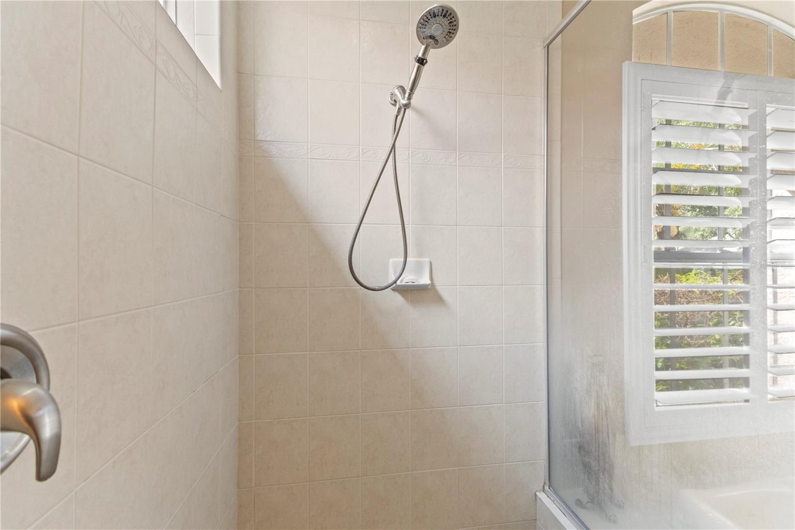 17861 ARBOR GREENE DR — photo 34