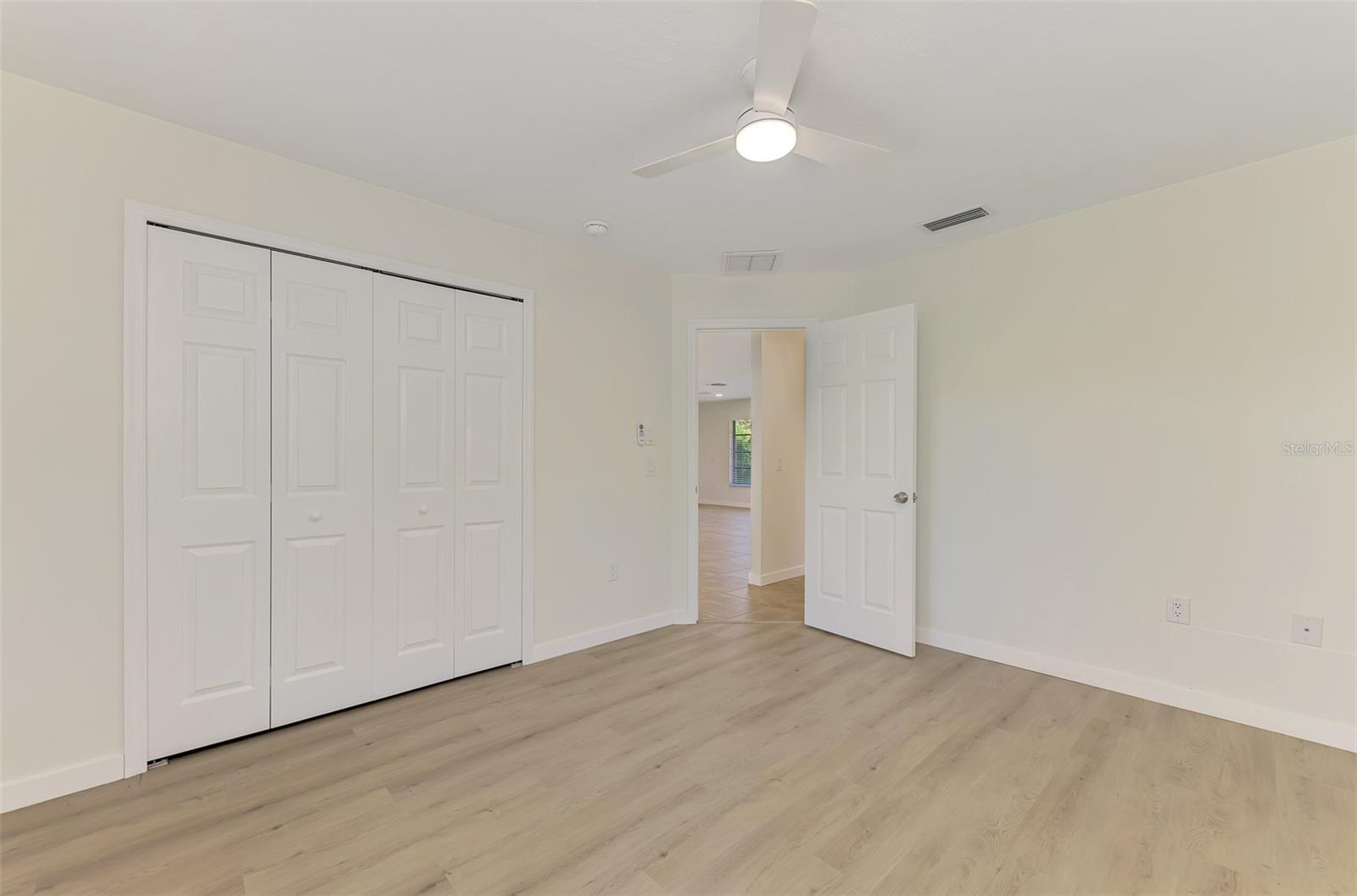 2340 PALMETTO ST — photo 36