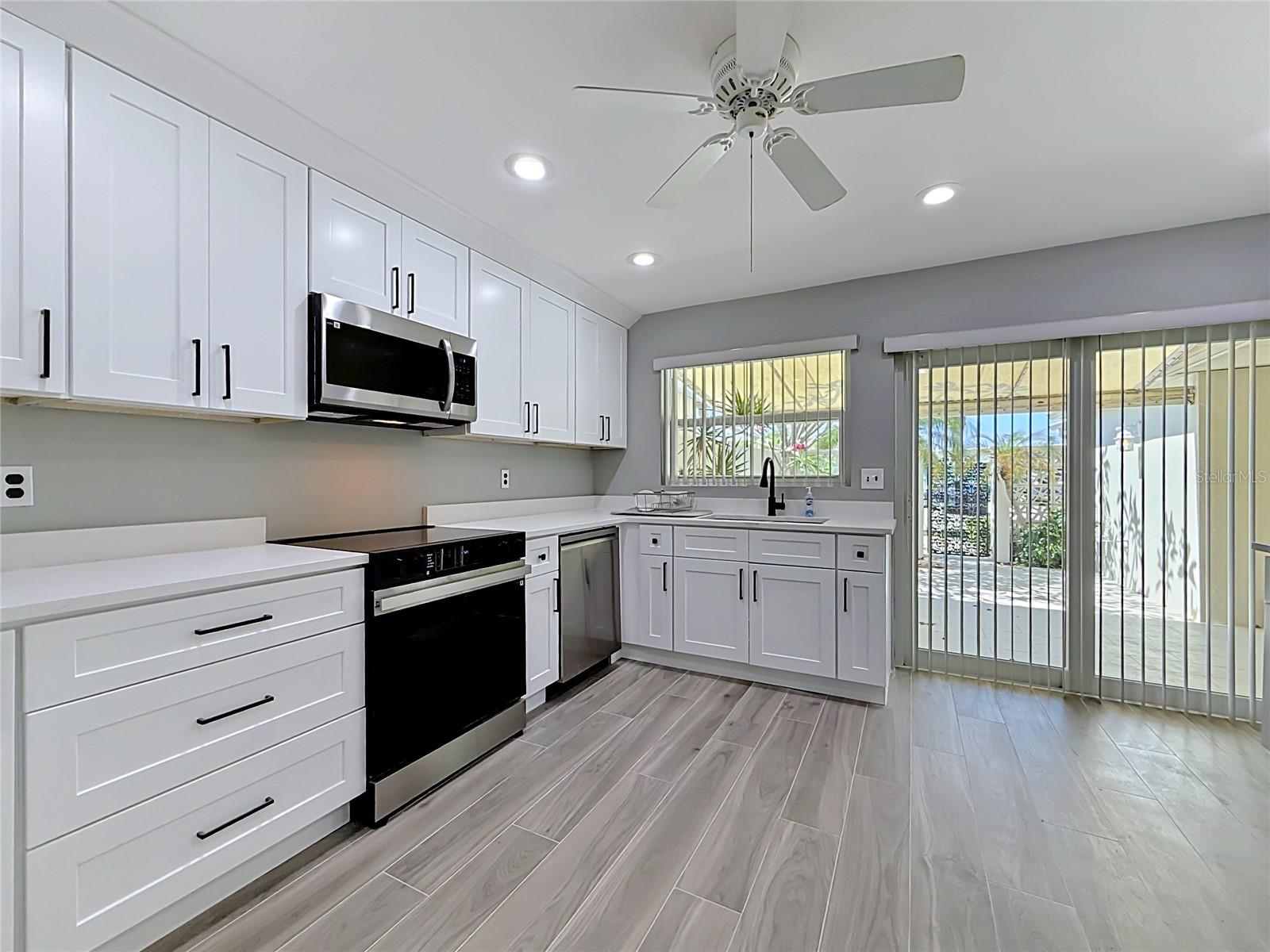 355 BOCA CIEGA POINT BLVD #355 — photo 4