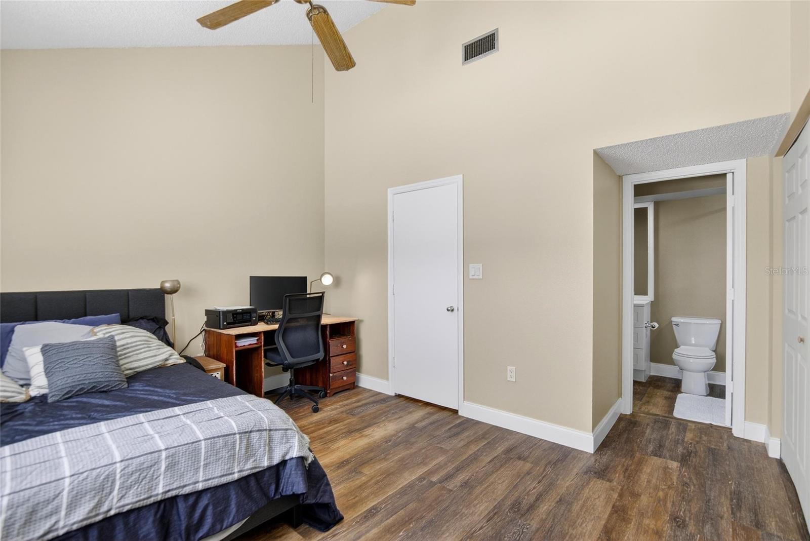 2599 DOLLY BAY DR #305 — photo 34