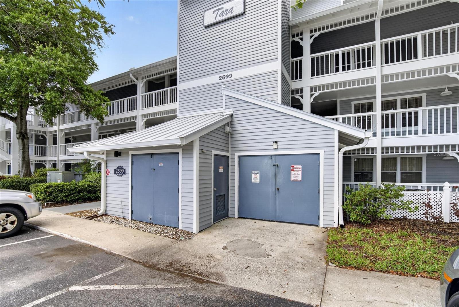 2599 DOLLY BAY DR #305 — photo 60