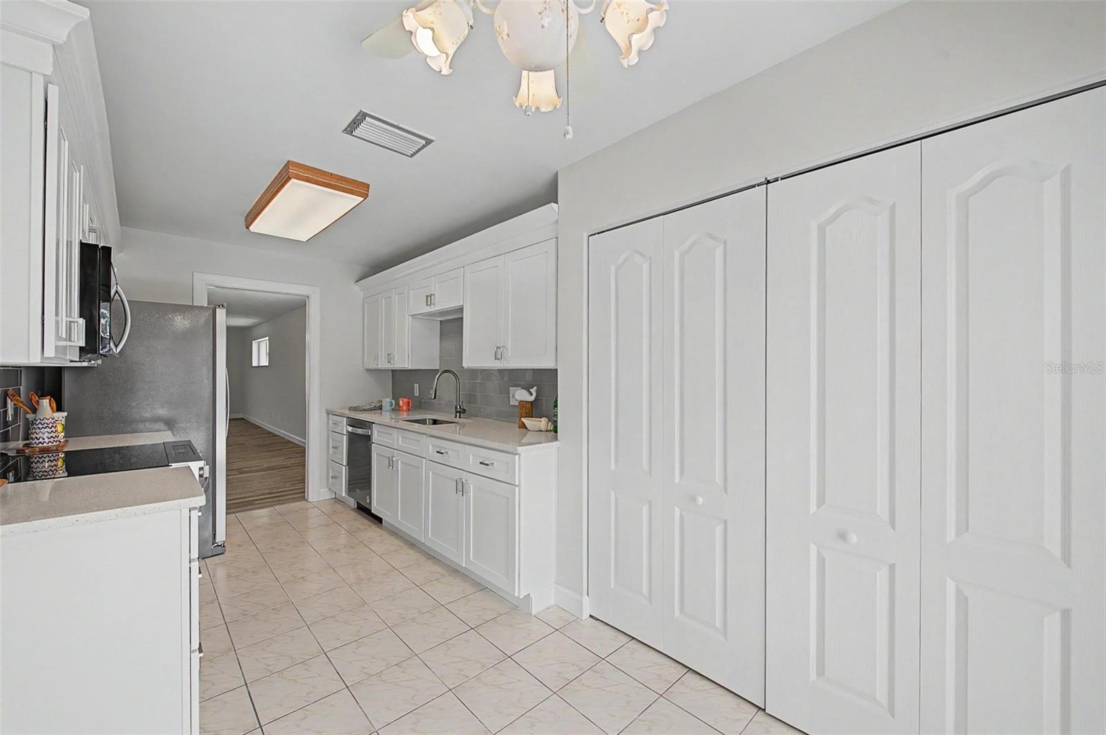 144 BOCA CIEGA POINT BLVD N — photo 13