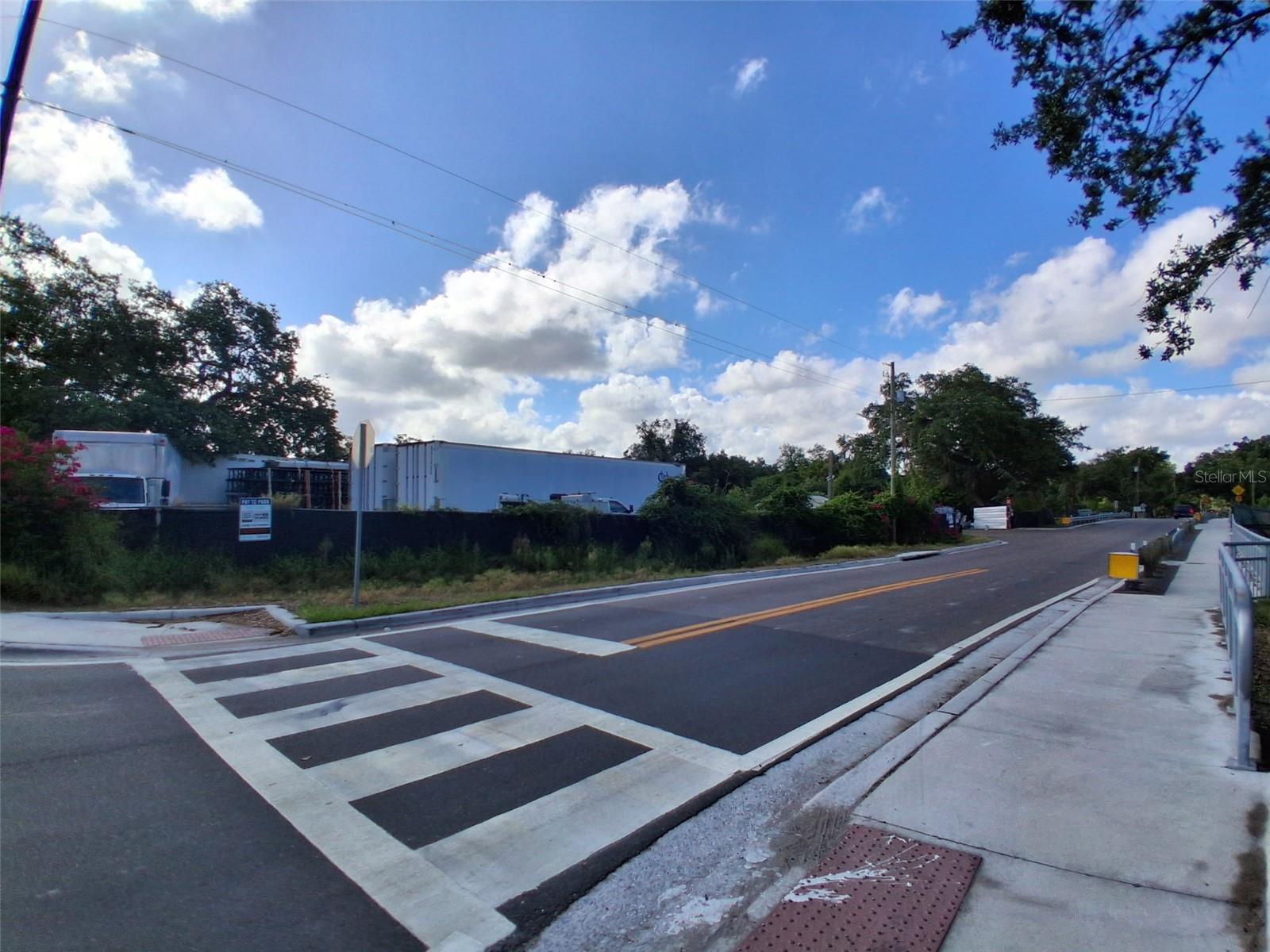 7001 CAUSEWAY BLVD — photo 14
