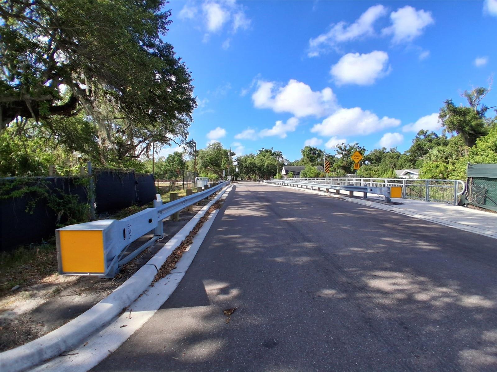 7001 CAUSEWAY BLVD — photo 13