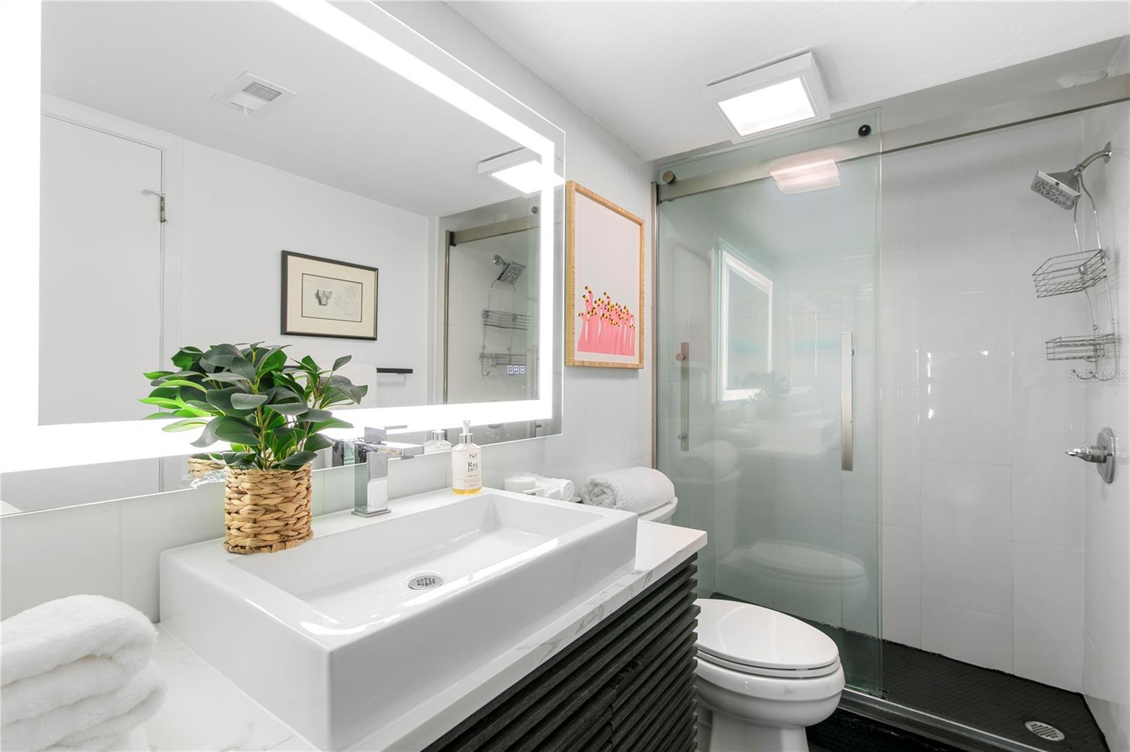 2302 S MANHATTAN AVE #108 — photo 19