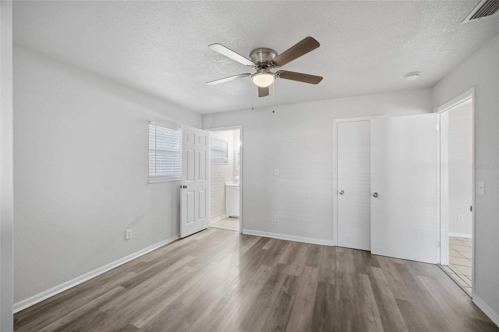 7102 DELLWOOD DR — photo 14