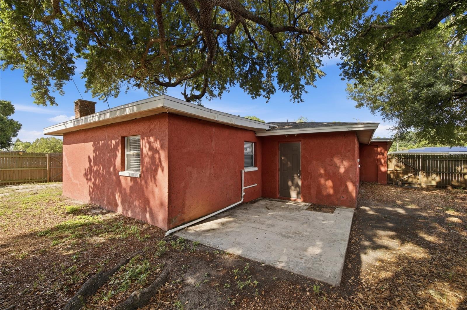 7102 DELLWOOD DR — photo 29