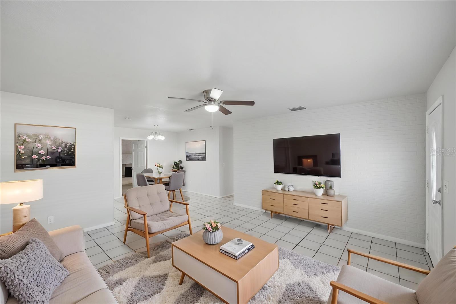 7102 DELLWOOD DR — photo 3