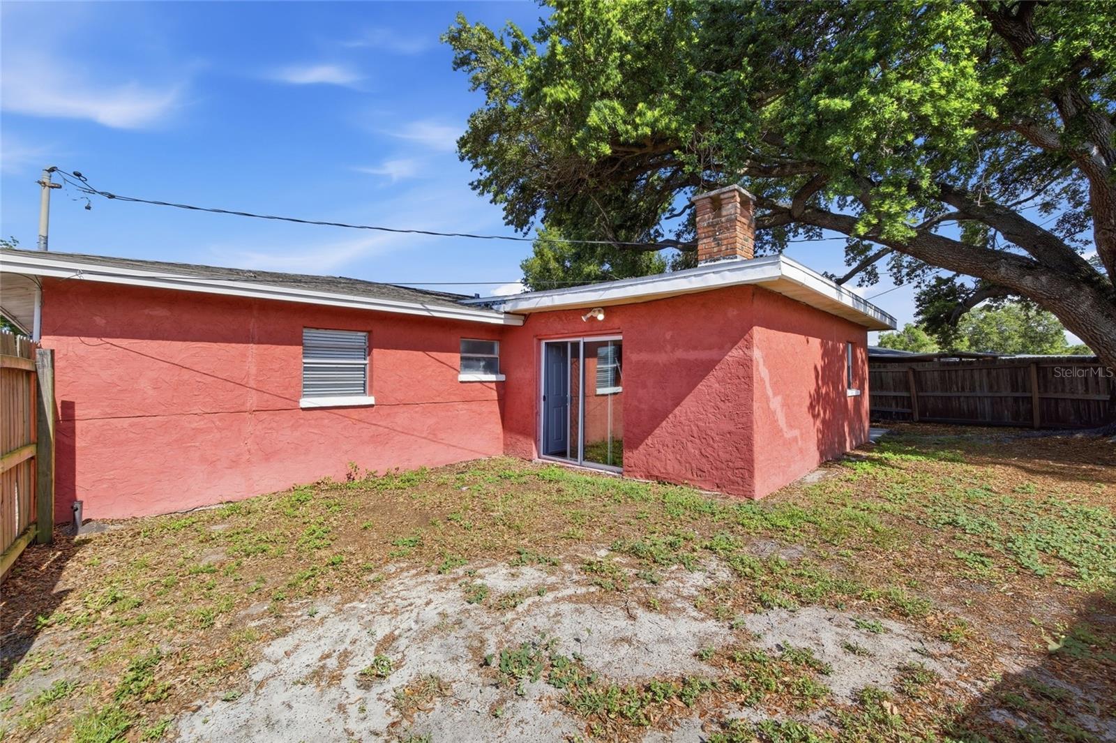 7102 DELLWOOD DR — photo 12