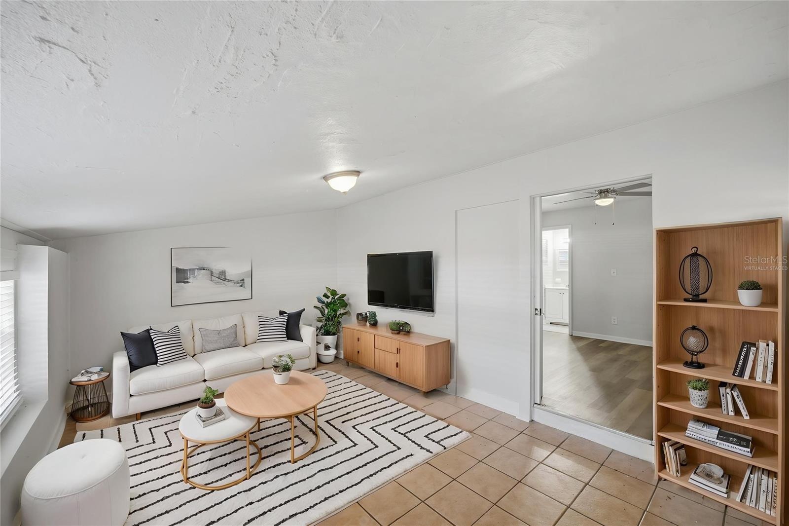7102 DELLWOOD DR — photo 19