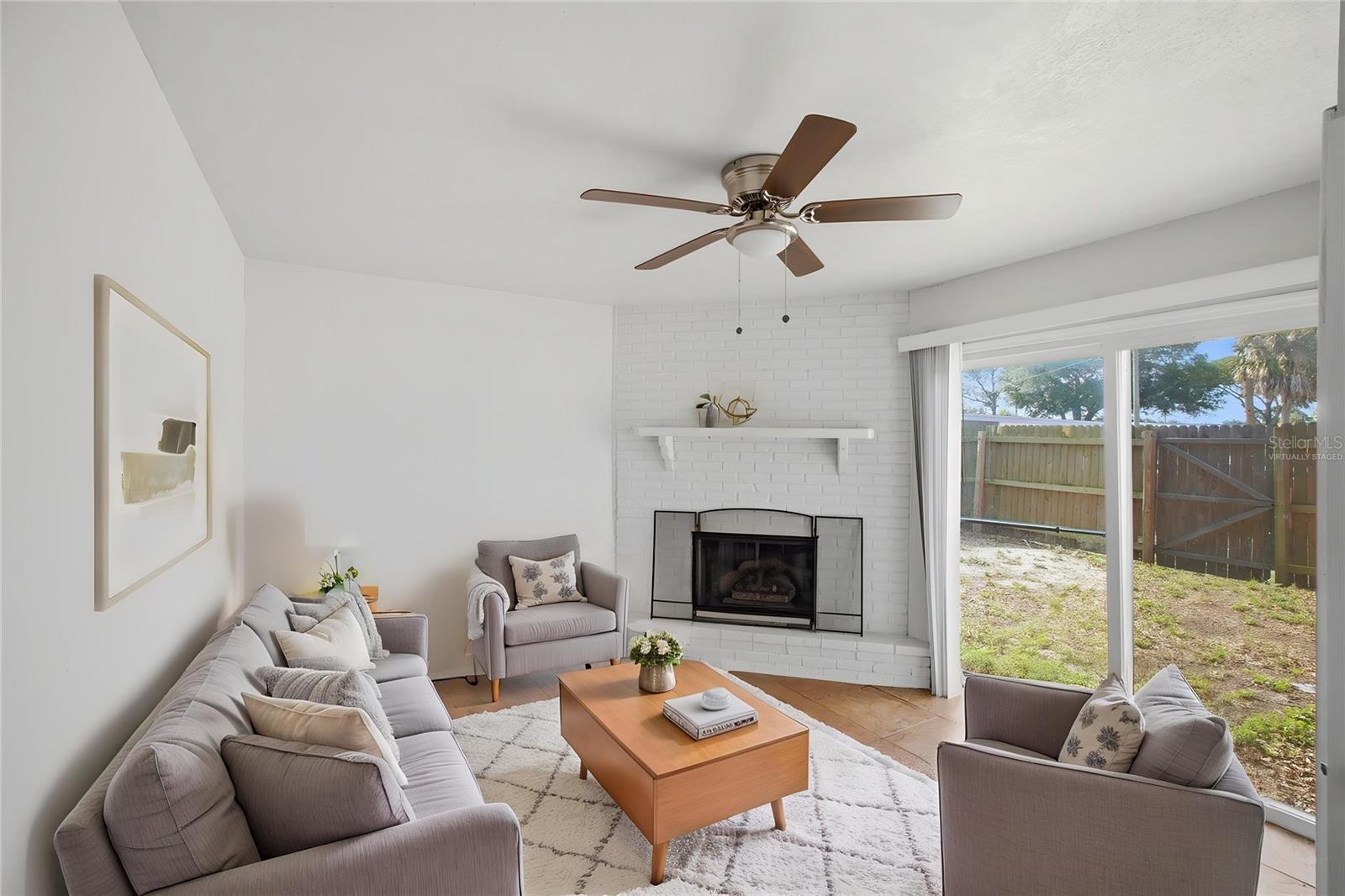 7102 DELLWOOD DR — photo 11