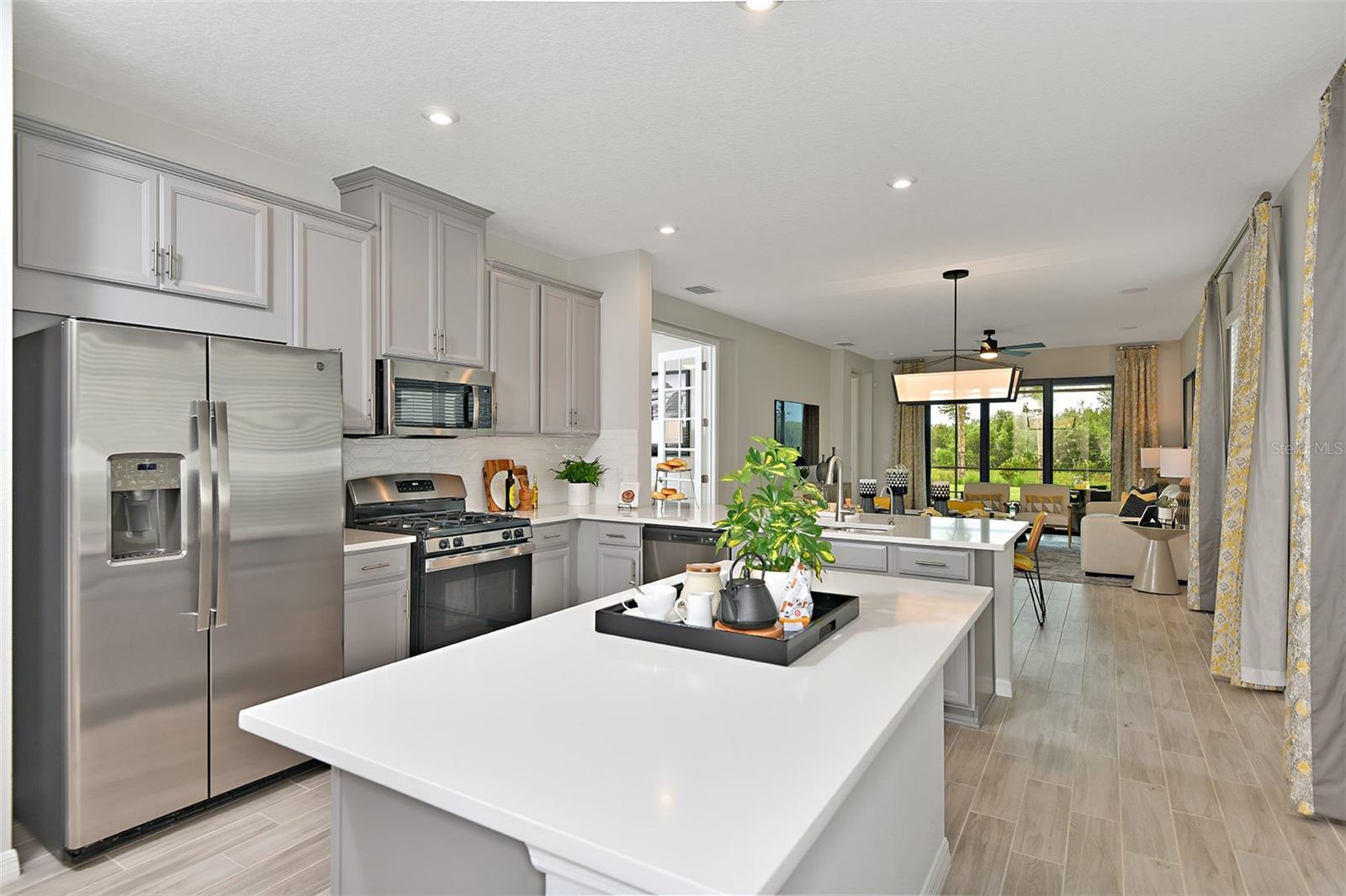 745 STEEL DR — photo 7