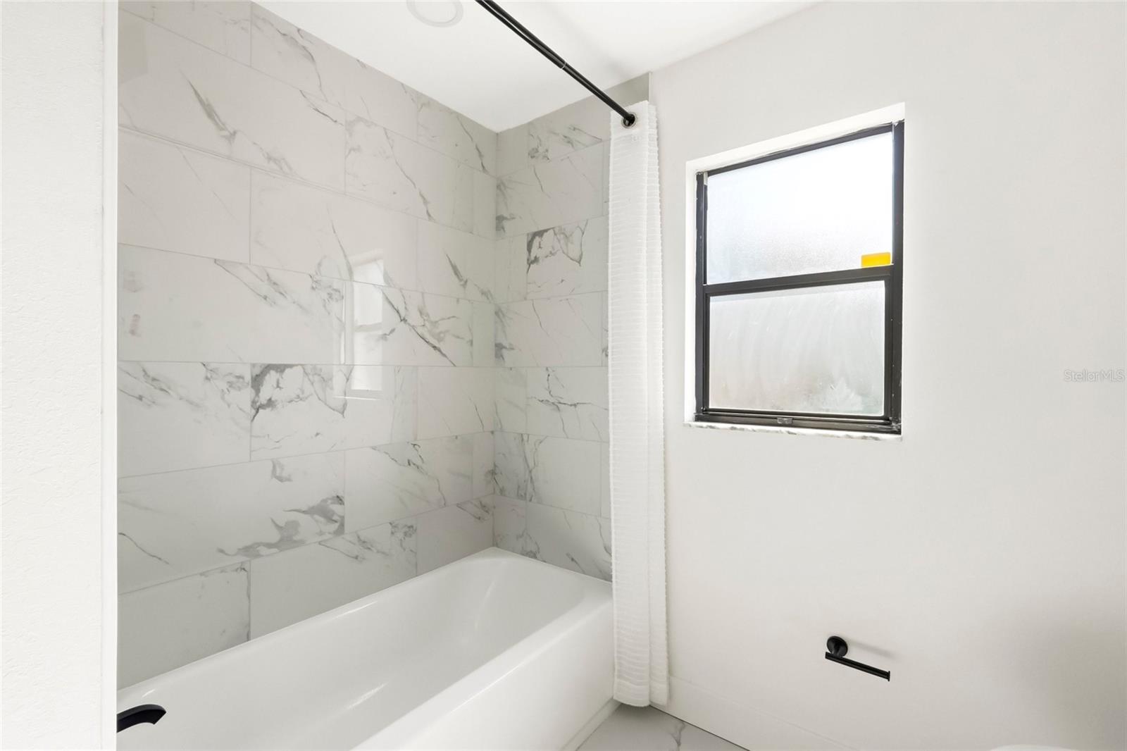 2700 SEDGEFIELD CT E — photo 20