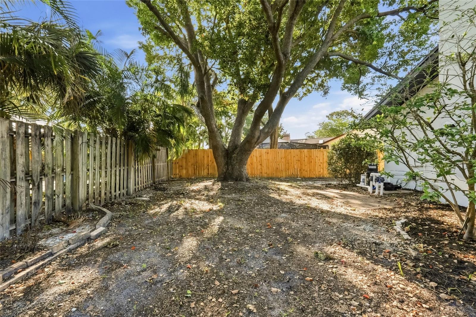2700 SEDGEFIELD CT E — photo 54