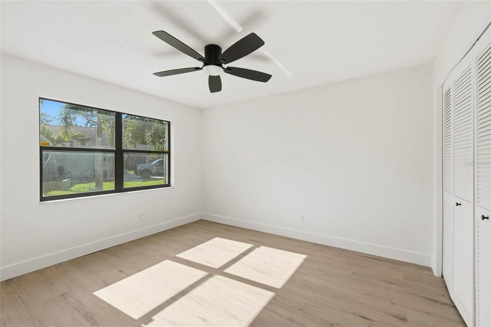 2700 SEDGEFIELD CT E — photo 18