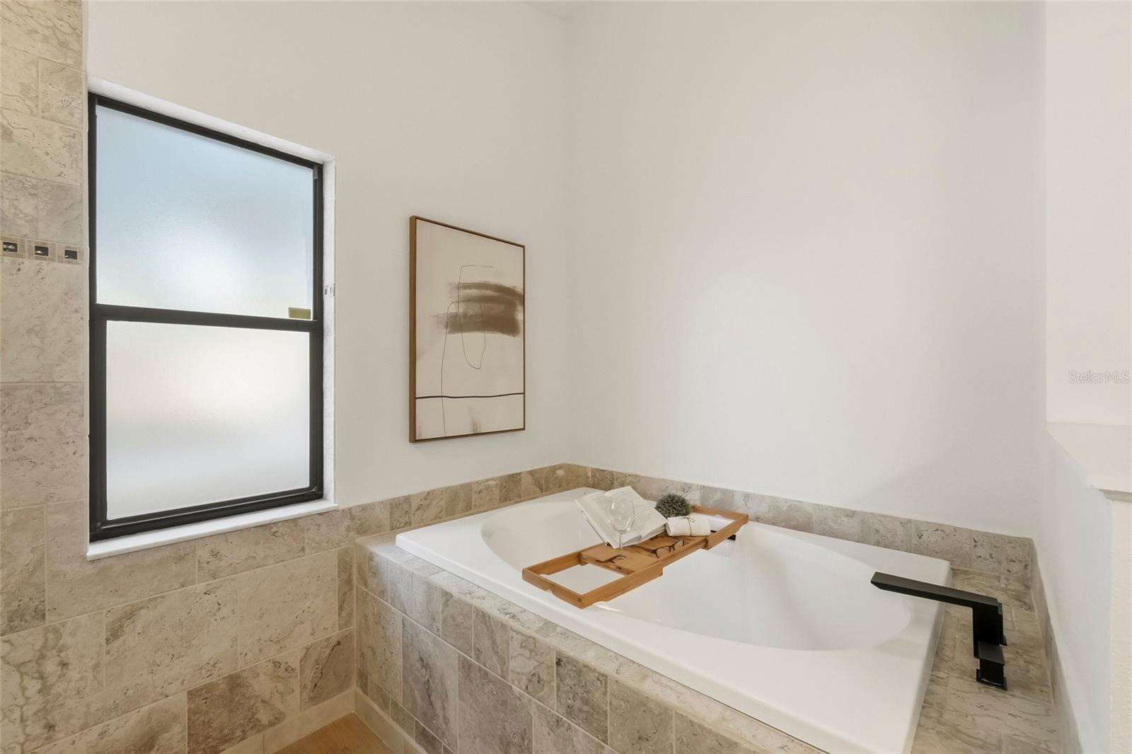 2700 SEDGEFIELD CT E — photo 41