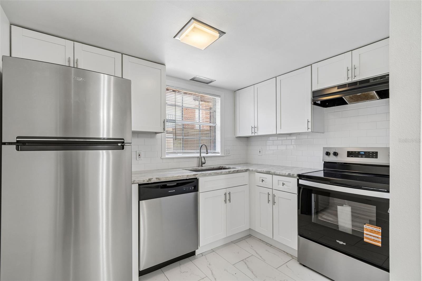 8460 13TH ST N #B — photo 8