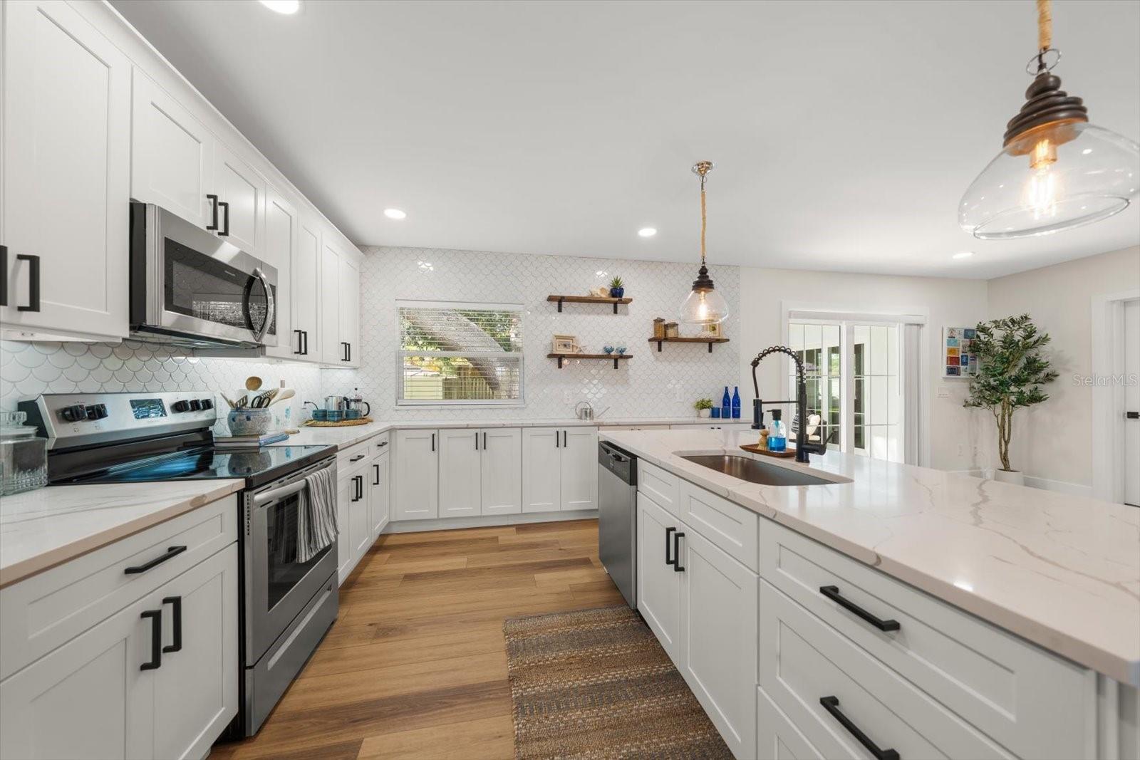 1736 GOLF VIEW DR — photo 13